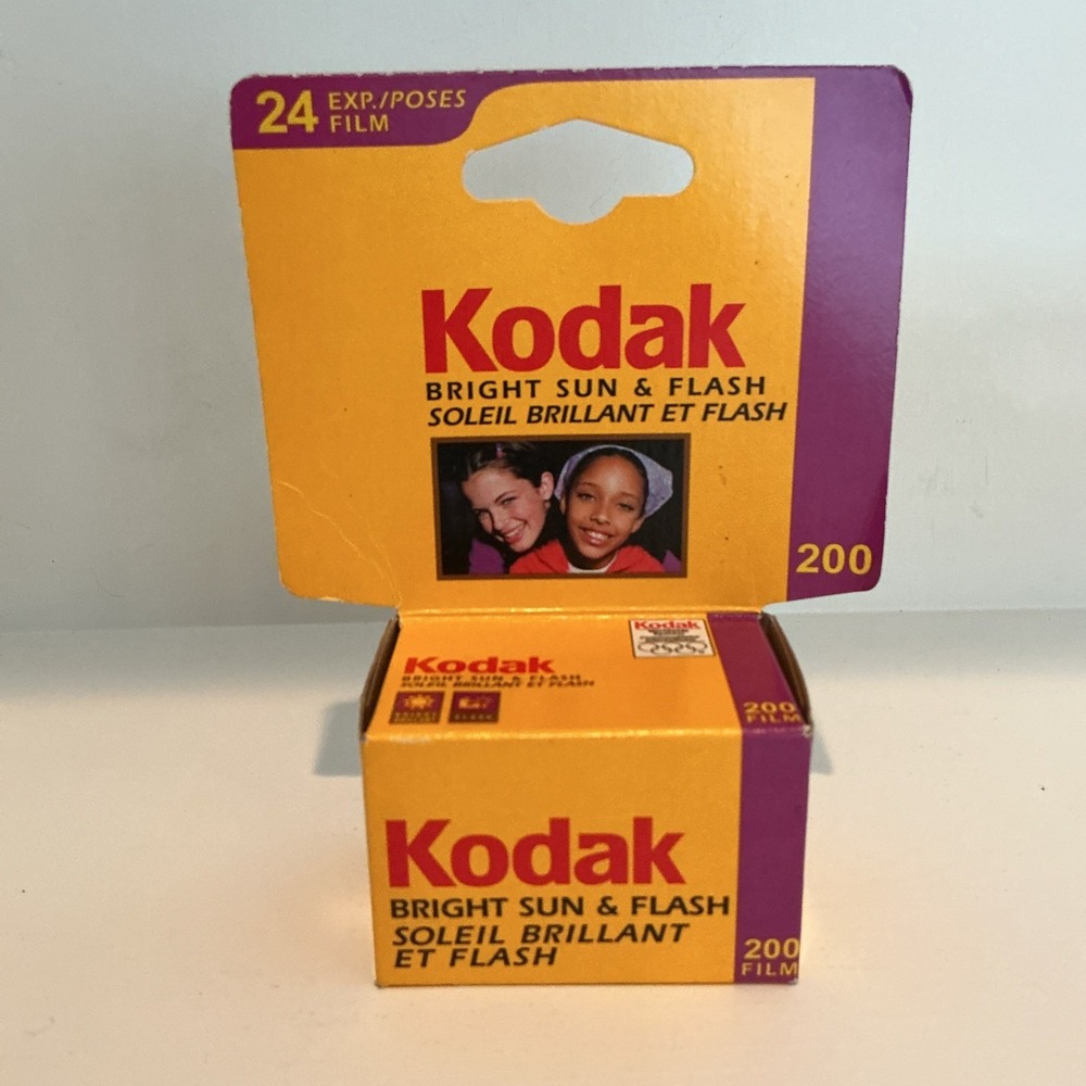 Kodak Bright Sun & Flash 200 36mm Color Print Film 24 Poses - Expired 11/2003